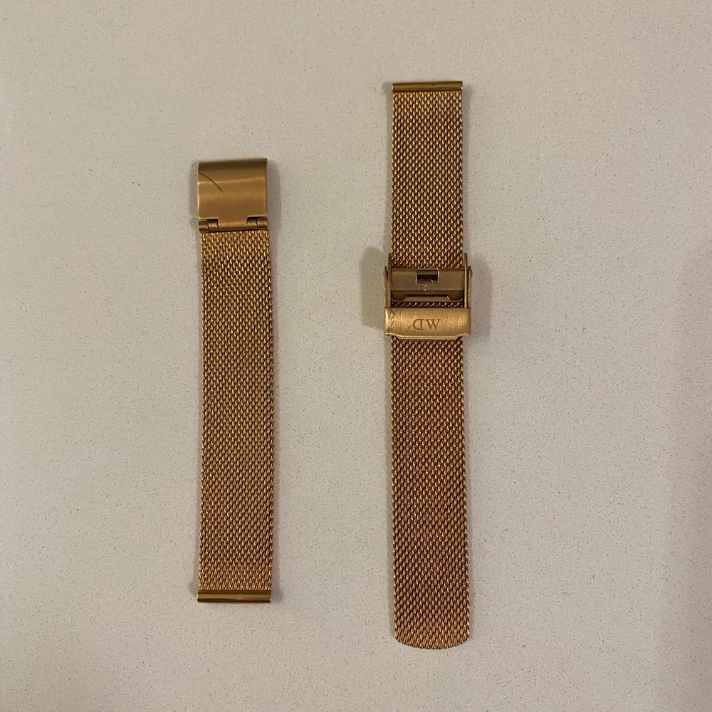 Daniel Wellington Rose Gold mesh watch strap